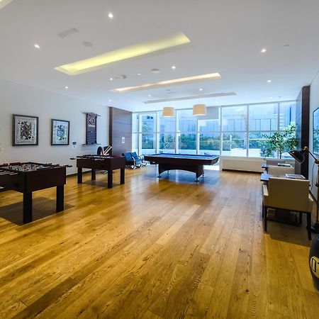 Apartamento Ultra Modern 1Bd In Damac Heights Marina Dubái Exterior foto