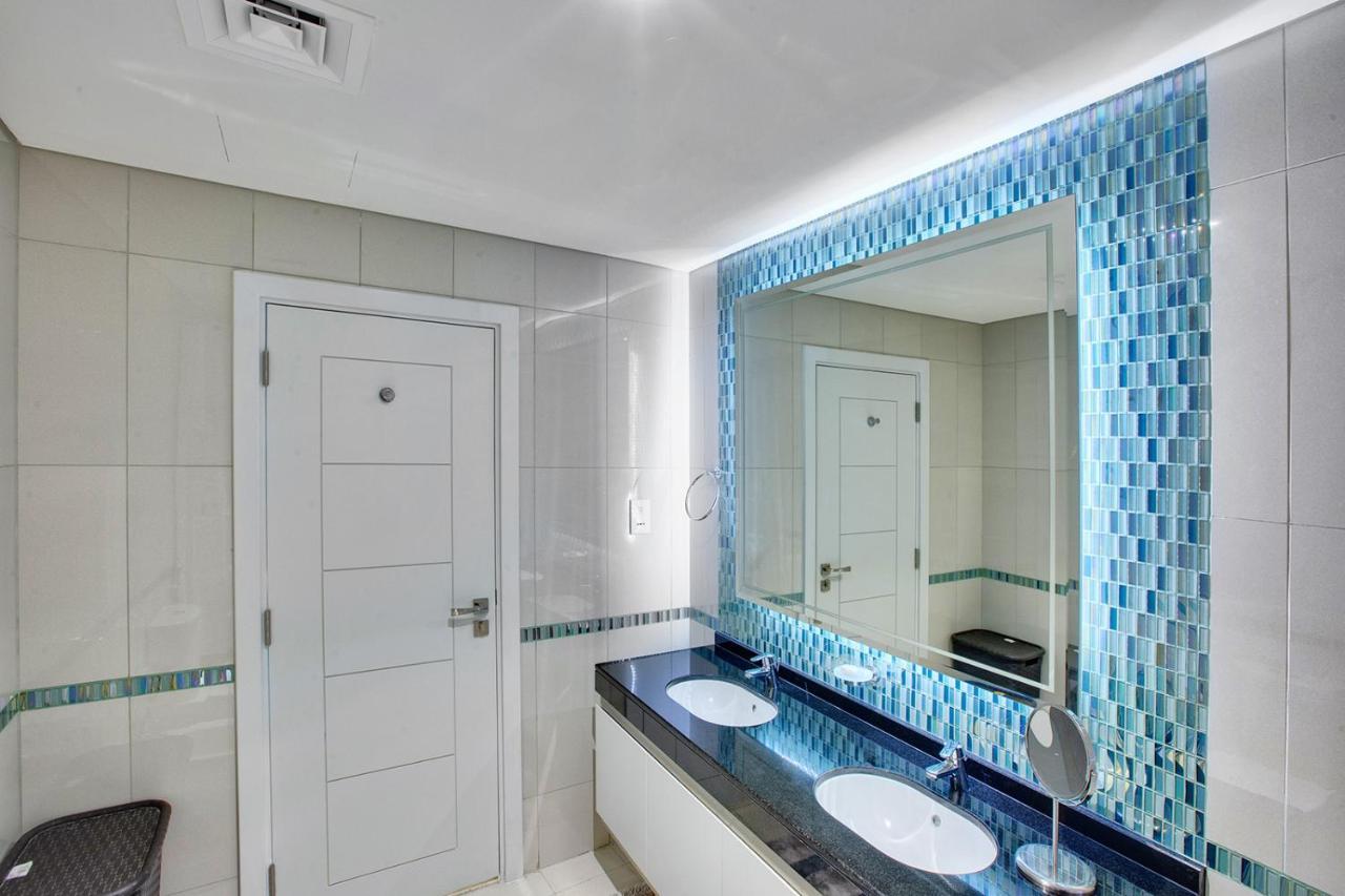 Apartamento Ultra Modern 1Bd In Damac Heights Marina Dubái Exterior foto